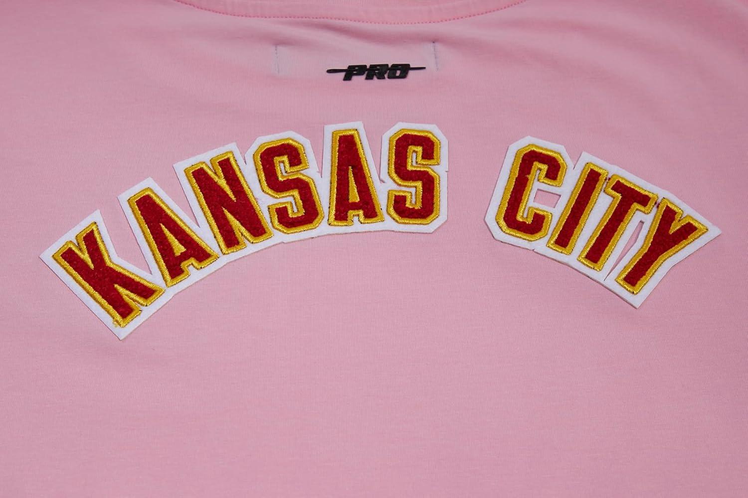 imageWomens NFL Classic Chenille Cotton Single Jersey Short Sleeve Boxy TeePink