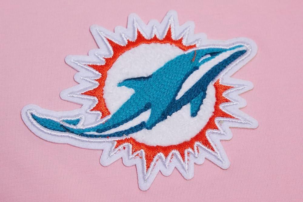 imageWomens NFL Classic Chenille Cotton Single Jersey Short Sleeve Boxy TeePink