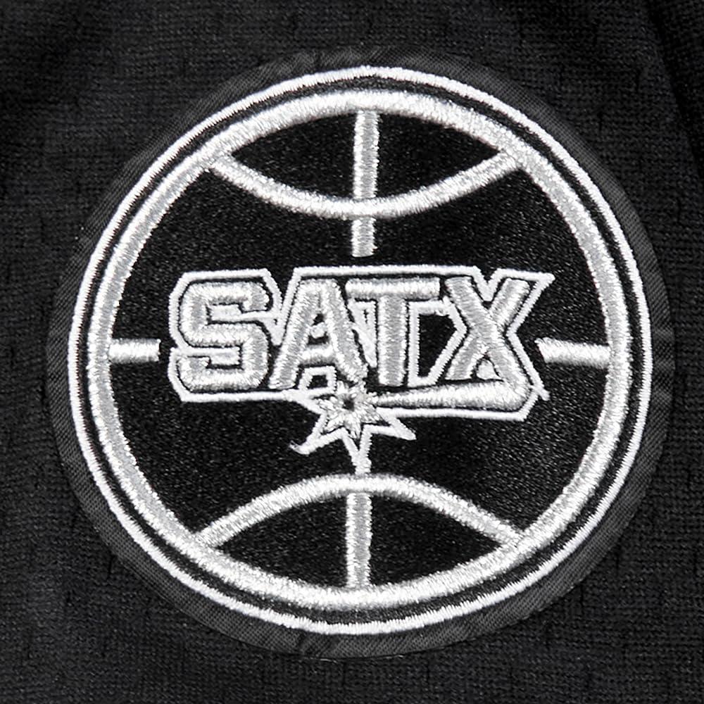imageBig Boys NBA Classic Chenille Cotton Taping TeeBlackGray