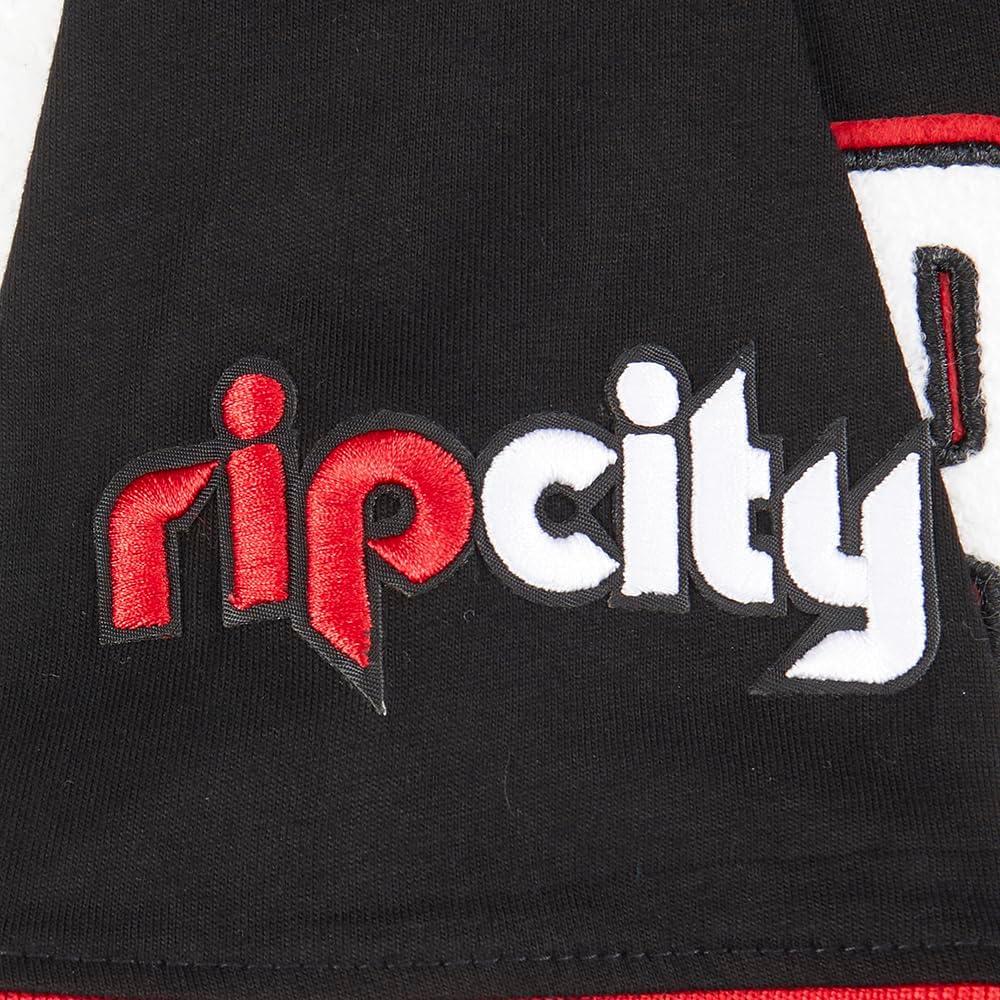imageBig Boys NBA Classic Chenille Cotton Taping TeeBlackRed