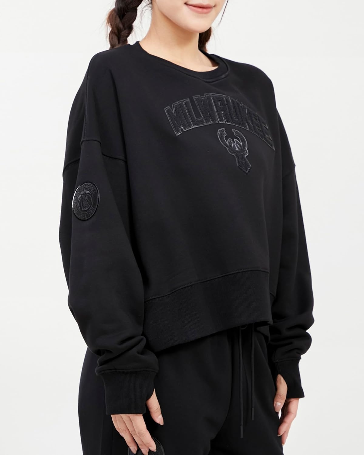 imagePro Standard NBA womens Womens Nba Classic Brushed Back French Terry Crewneck SweatshirtTriple Black