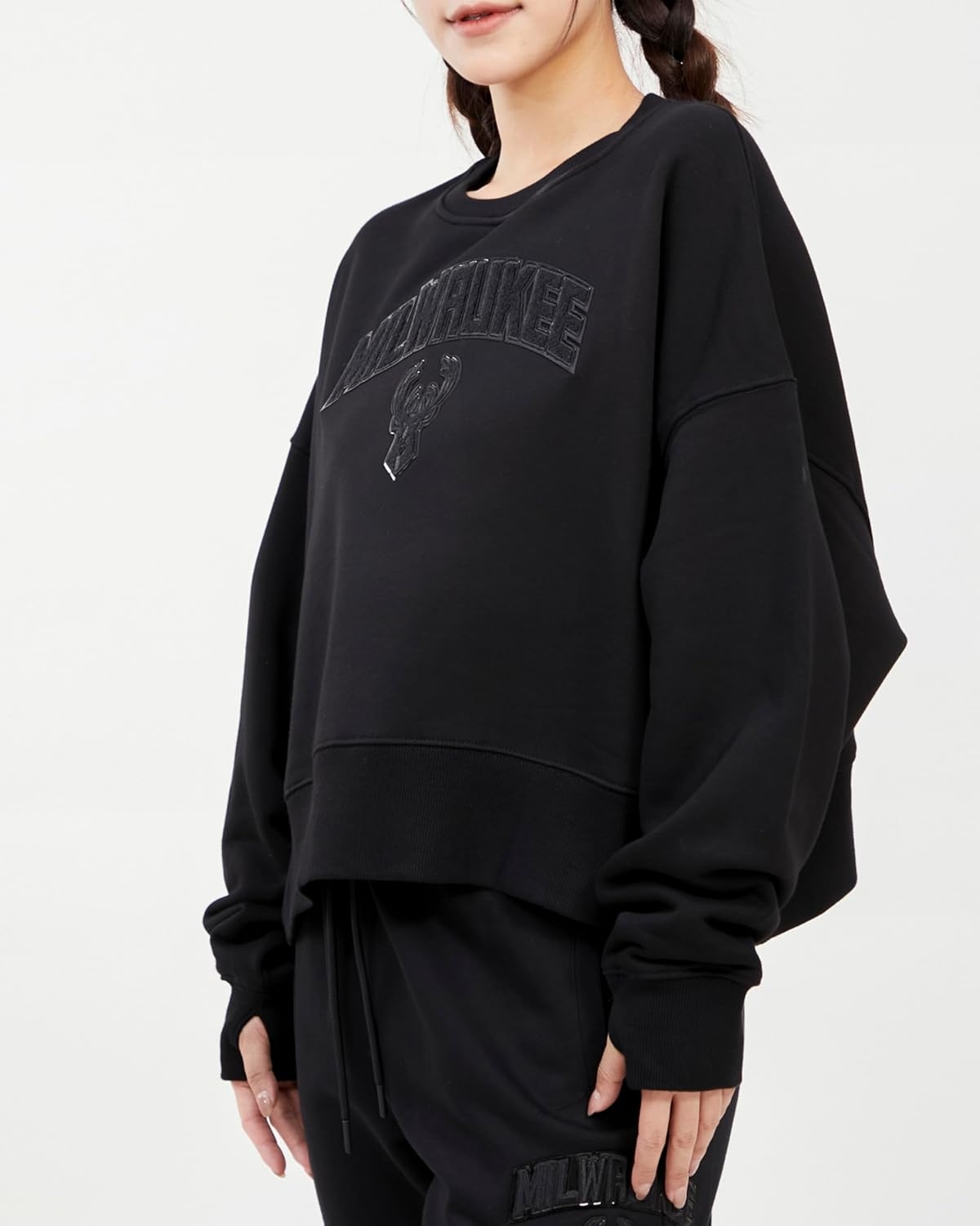 imagePro Standard NBA womens Womens Nba Classic Brushed Back French Terry Crewneck SweatshirtTriple Black
